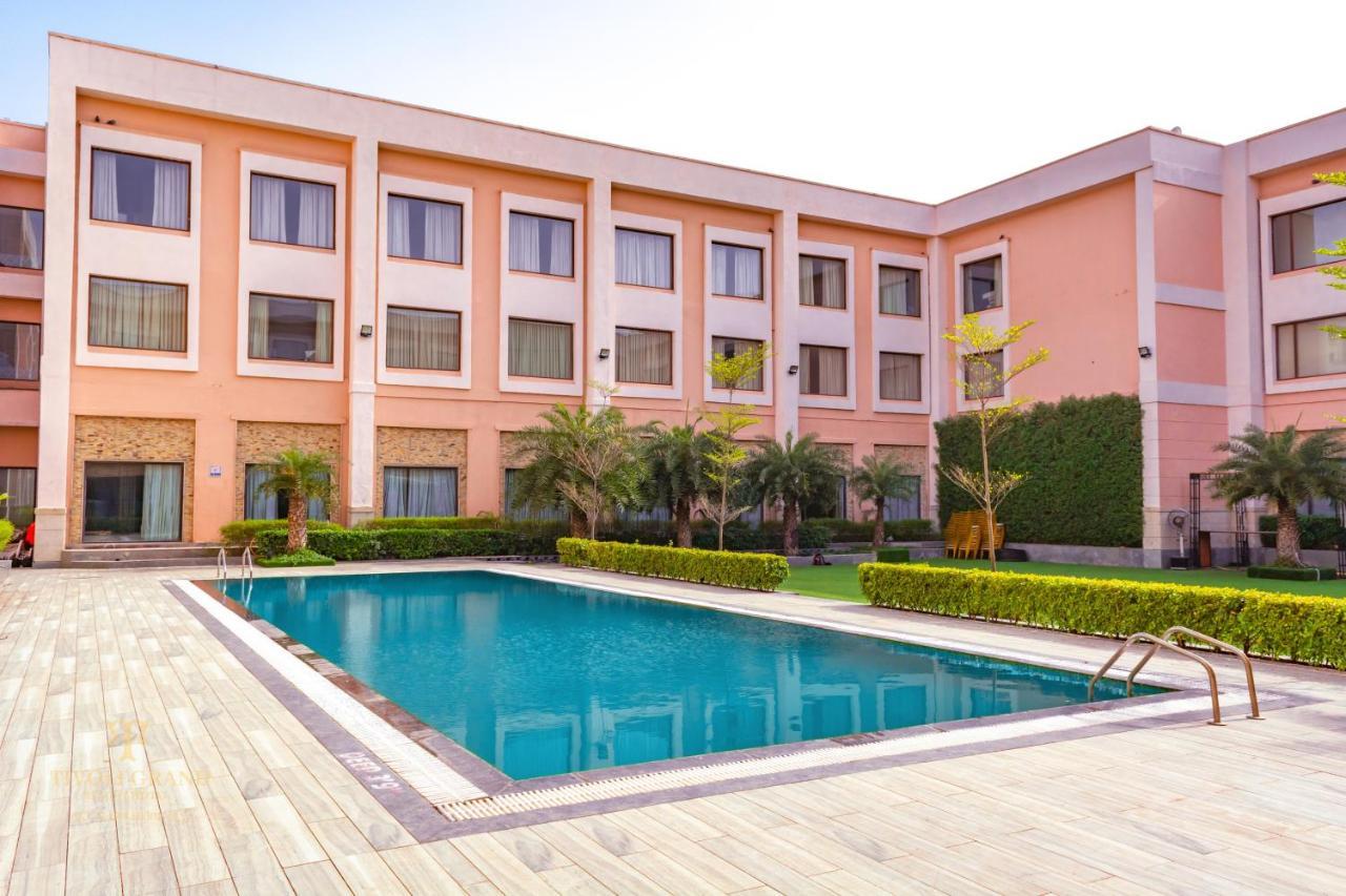 Tivoli Grand 3*