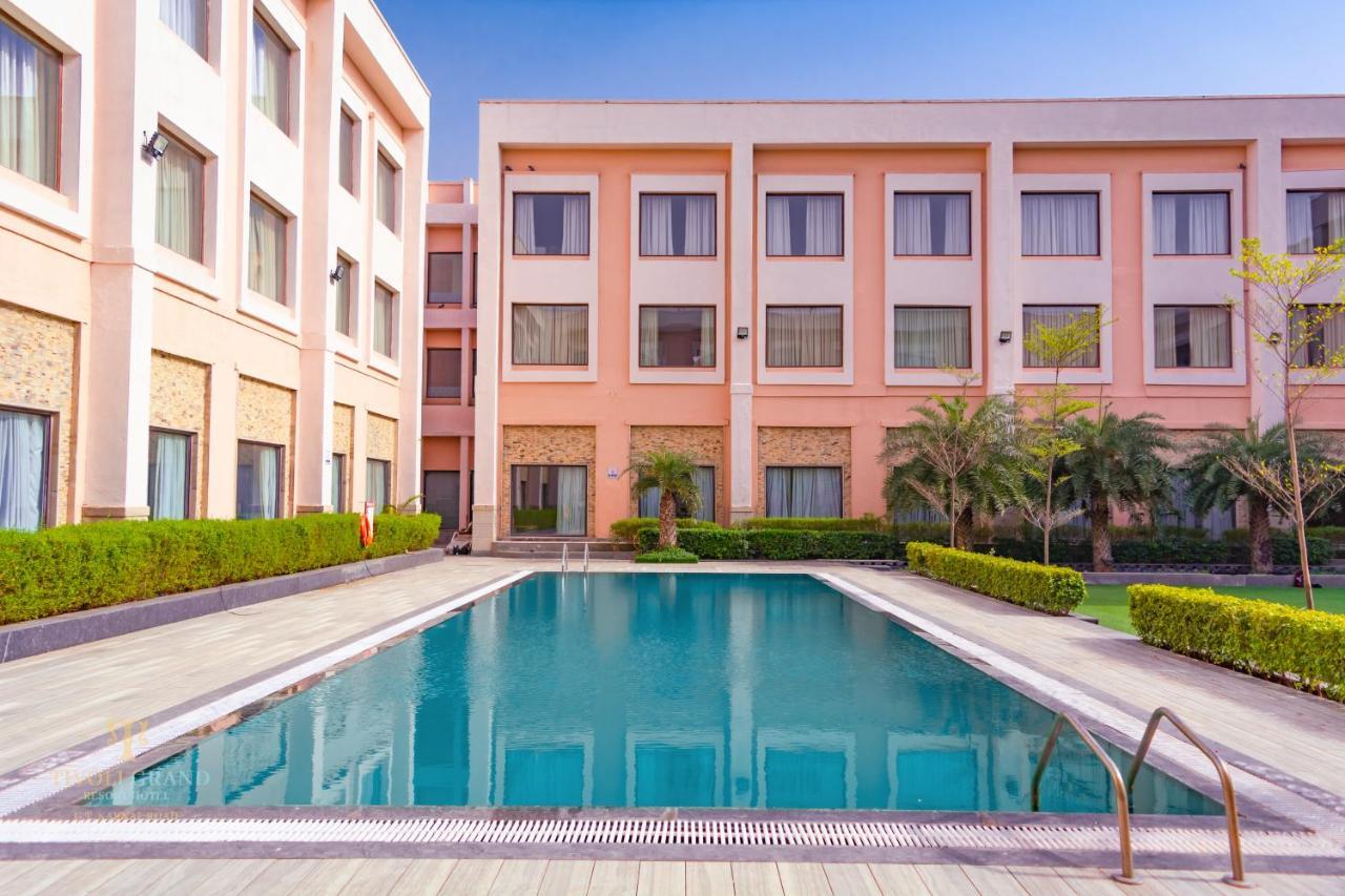 Tivoli Grand Resort