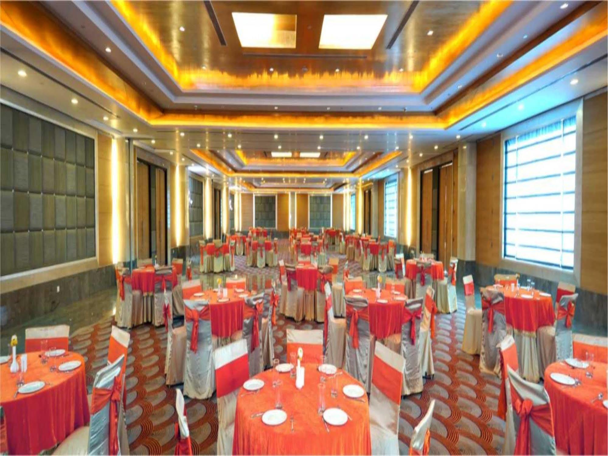 Tivoli Grand Resort 3*
